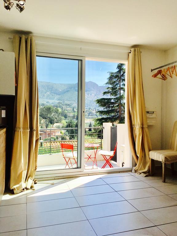 Villa L'Icone Кассі Екстер'єр фото